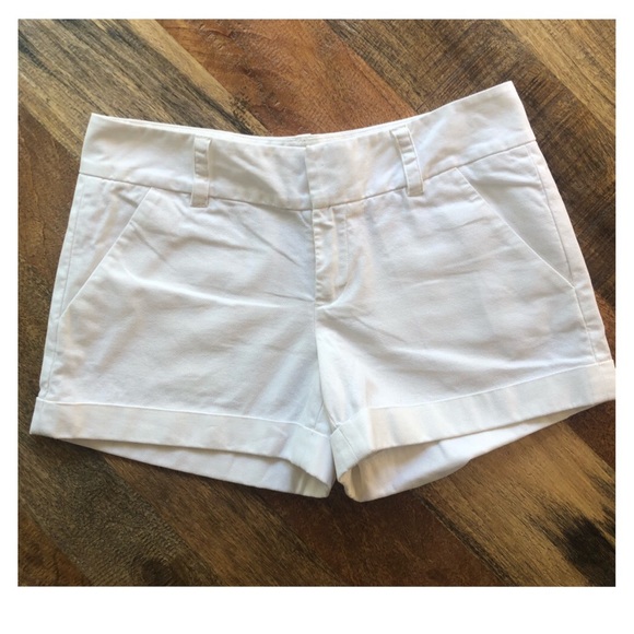NWOT⚓️French Connection White Shorts - Picture 1 of 6